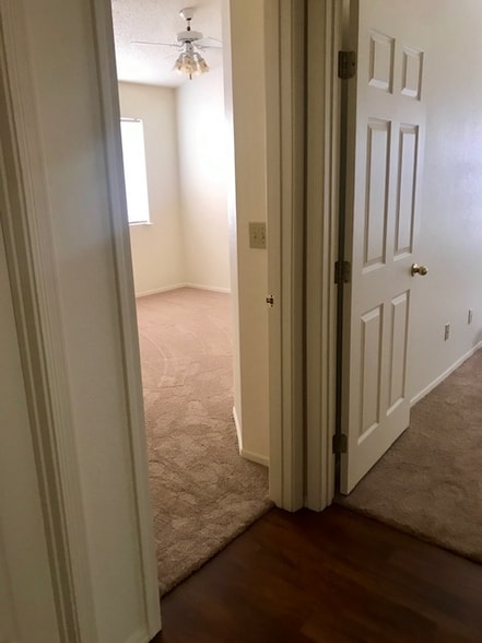 Building Photo - 9908 N Woodstone Trail