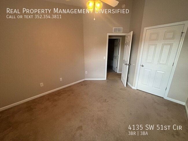 Building Photo - 4135 SW 51st Cir
