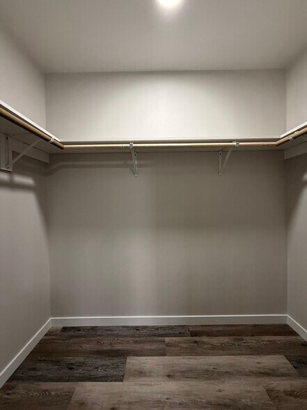 Building Photo - 317 N 41st Ave