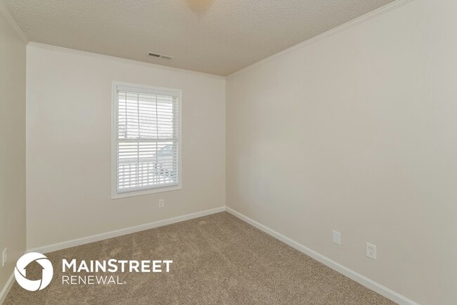Building Photo - 10556 Lone Star Way