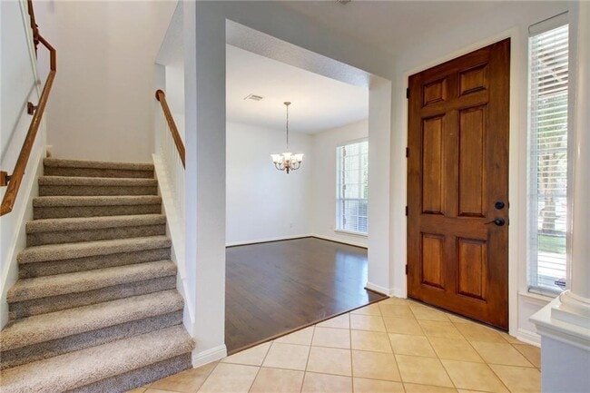 Building Photo - 1549 Homewood Cir