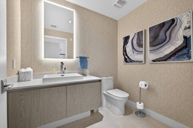 Building Photo - 3100 N Ocean Dr