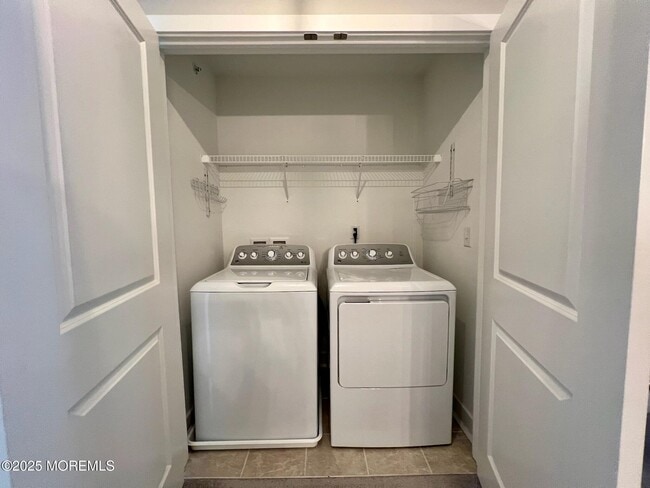 Building Photo - 32 Mariveles Wy