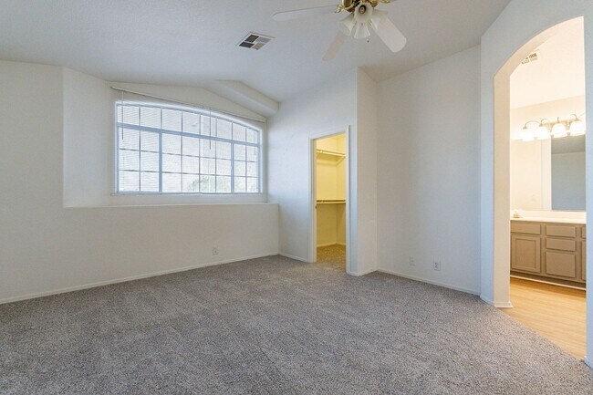 Building Photo - Spacious 5-Bedroom Home with Open Layout & Private Backyard