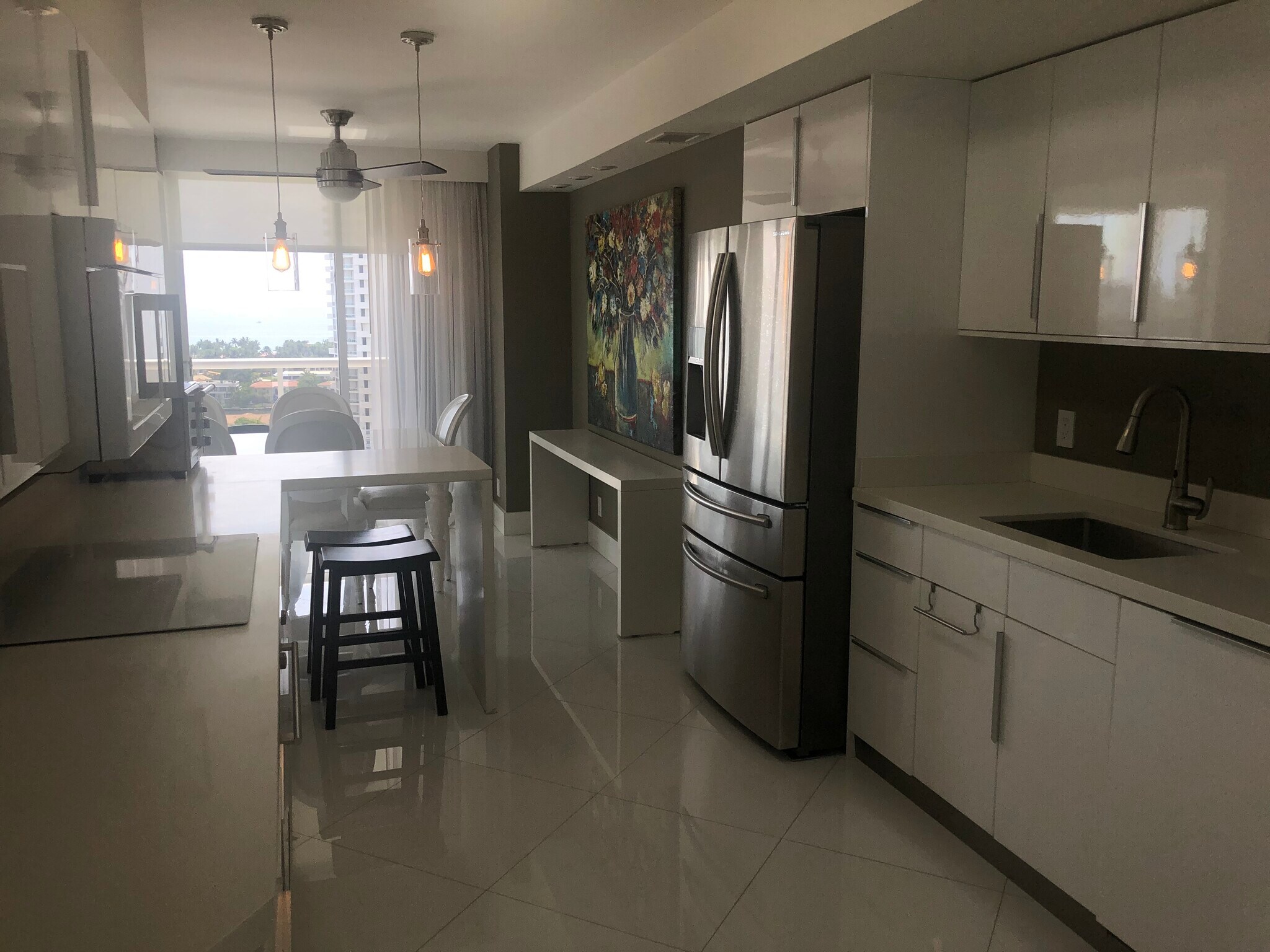 Kitchen - 3640 Yacht Club Dr