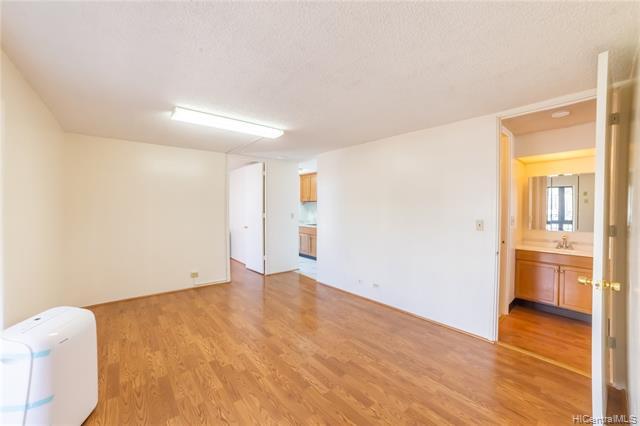 Building Photo - 1415 Liholiho St