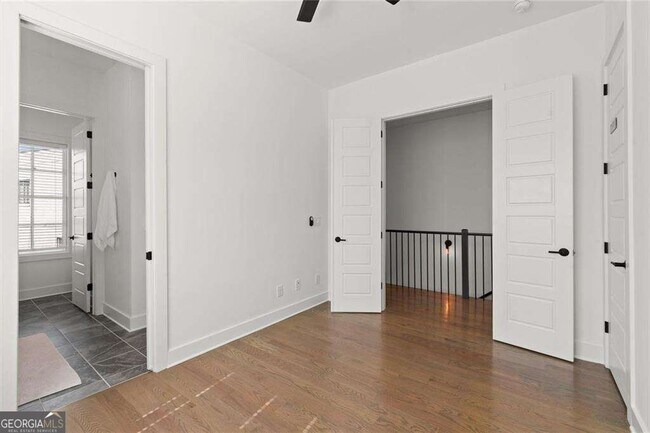 Building Photo - 1910 Bay Line Ln