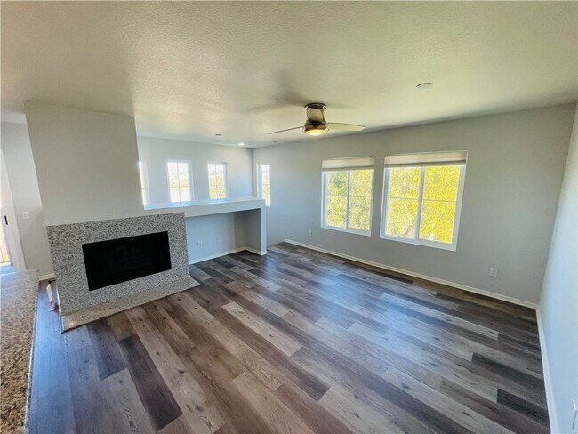 Building Photo - 5040 Codorniz Way