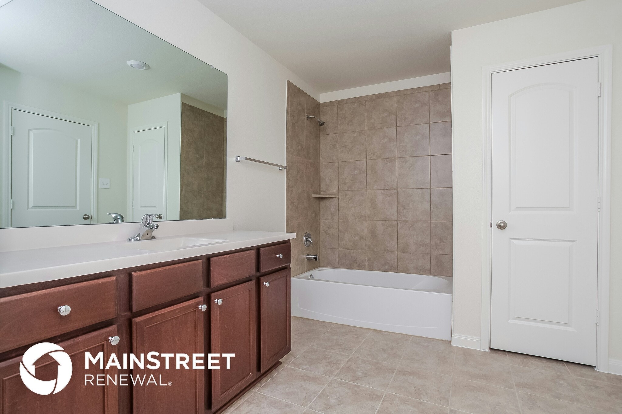 Building Photo - 27032 Leonardo Dr