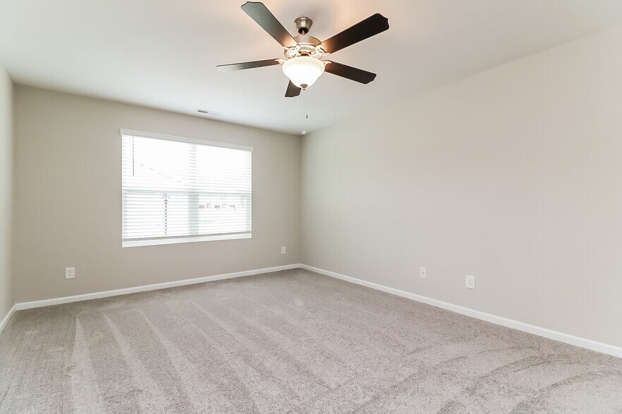 Building Photo - 650 Wendell Falls Pkwy