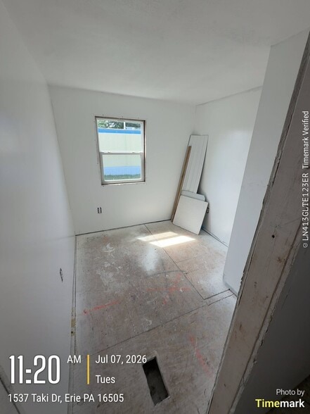 Building Photo - 2971 W 12th St