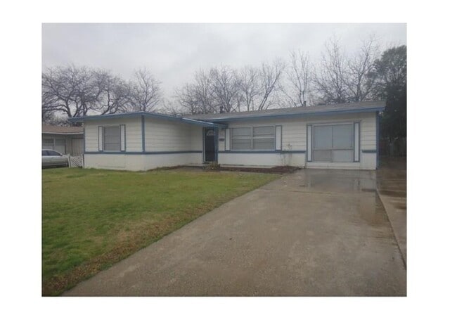 Primary Photo - 2126 Ridgeway St