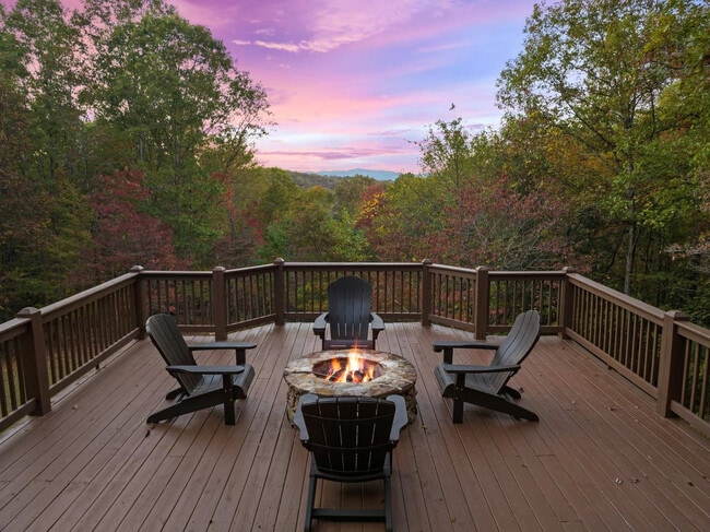 Building Photo - 150 Arrow Way