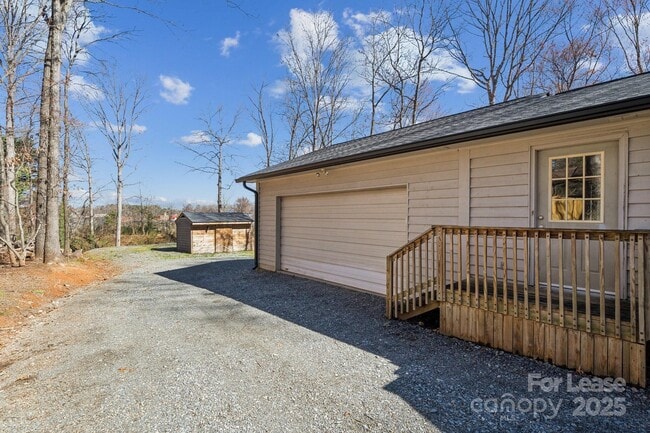 Building Photo - 259 Unionville - Indian Trail Rd W