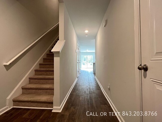 Building Photo - 155 Rosefield Ct