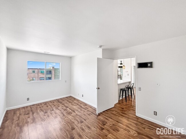 Building Photo - Beautiful 2B 2BA Condo in Point Loma w/ Re...