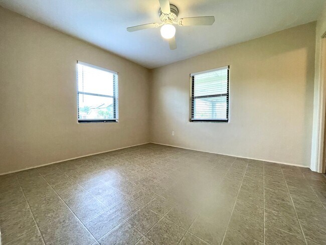 Building Photo - Renovated 1 bedroom 1 bath Winter Park Apa...