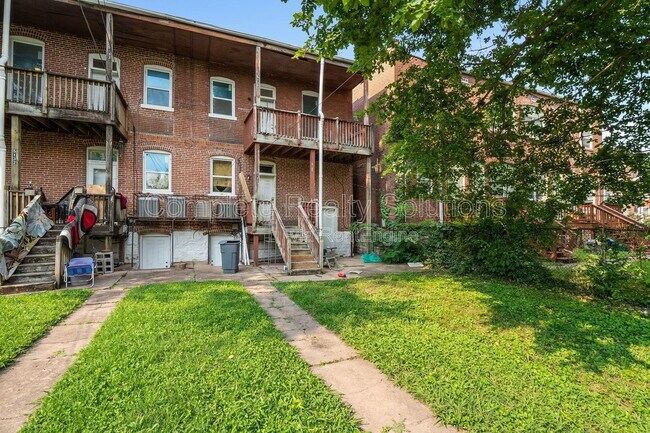 Building Photo - 5130 Kensington Ave