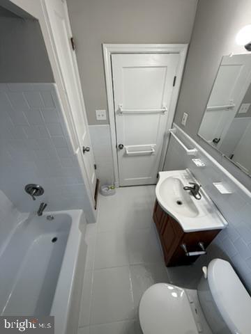 Building Photo - 5413 Pembroke Ave