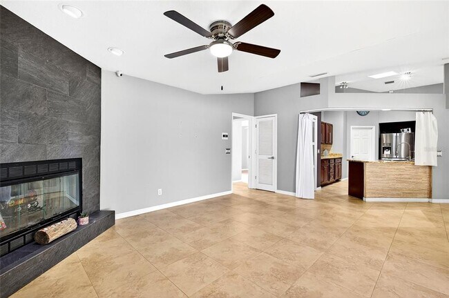 Building Photo - 7839 SW 63rd Ave Rd