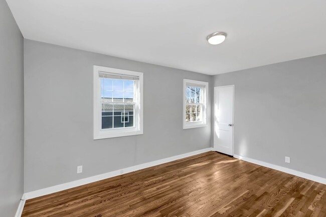 Building Photo - Huntsville Townhouse 2BR/1BA