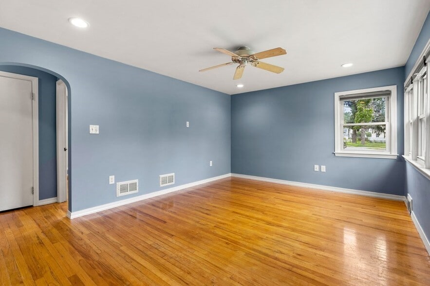 Building Photo - 763 Wilder St