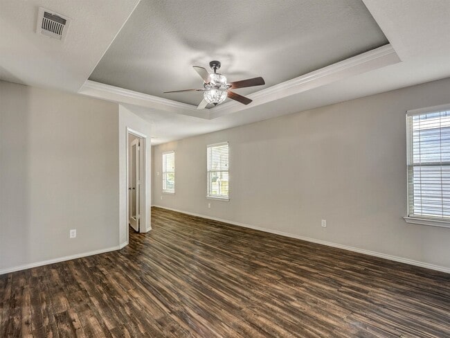 Building Photo - 24038 Hay Iron Dr