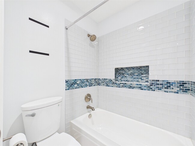 Building Photo - 4819 10 Sleep Ln