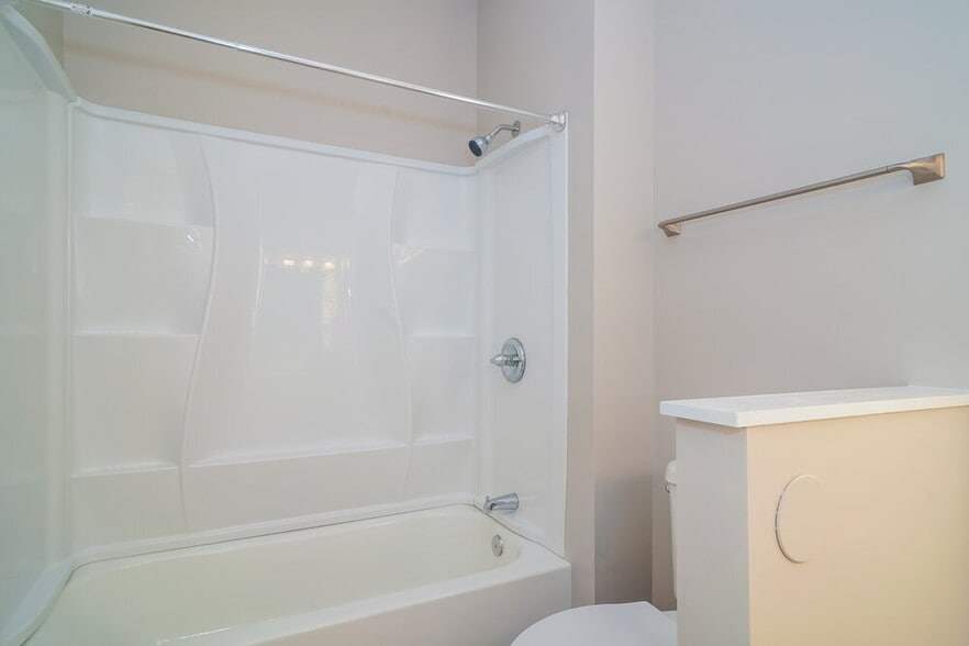 Building Photo - 8633 Buffalo Ridge Dr