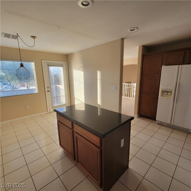 Building Photo - 2792 Red Vista Ct