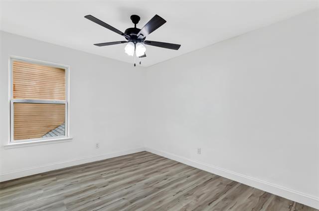 Building Photo - 783 Eiffel Dr