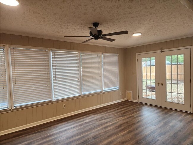 Building Photo - 278 Teri Ln