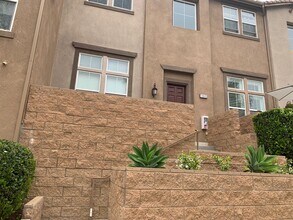 Building Photo - Beautiful Lake San Marcos Home - Offered b...