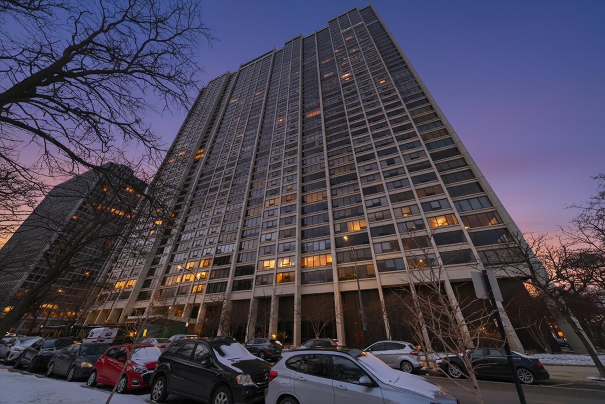 Building Photo - 2800 N Lake Shore Dr