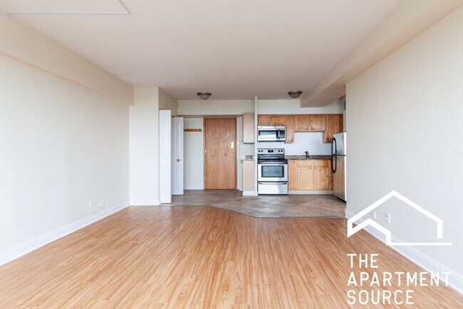 Building Photo - 4180 N Marine Dr