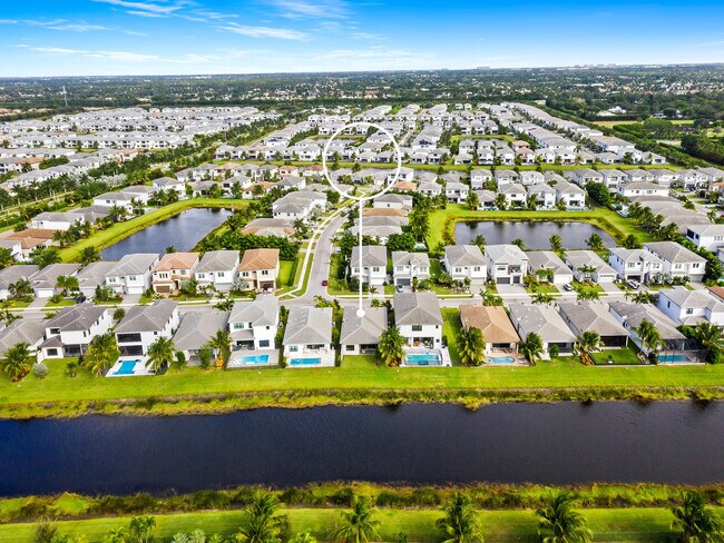 Building Photo - 17345 Sea Blossom Way