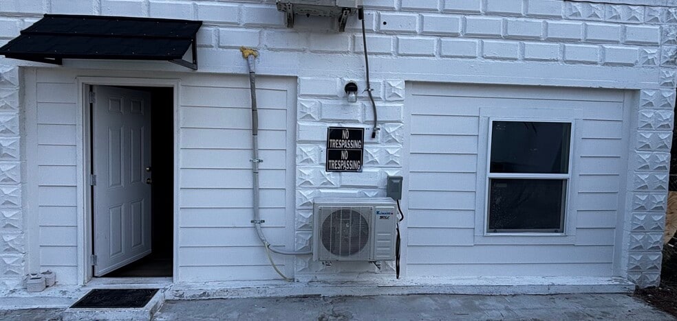 Building Photo - 26 Kingwood Gardens Dr