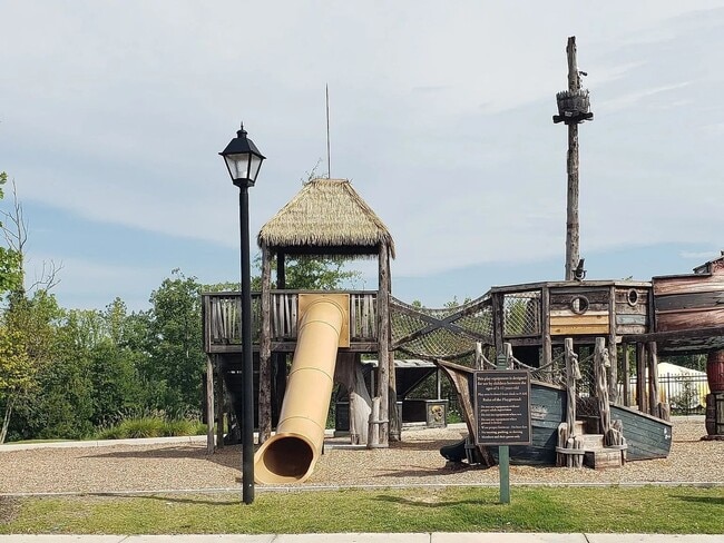 Building Photo - 17458 Memorial Tournament Dr