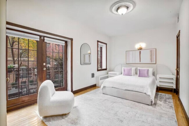 Building Photo - 306 E 52nd St