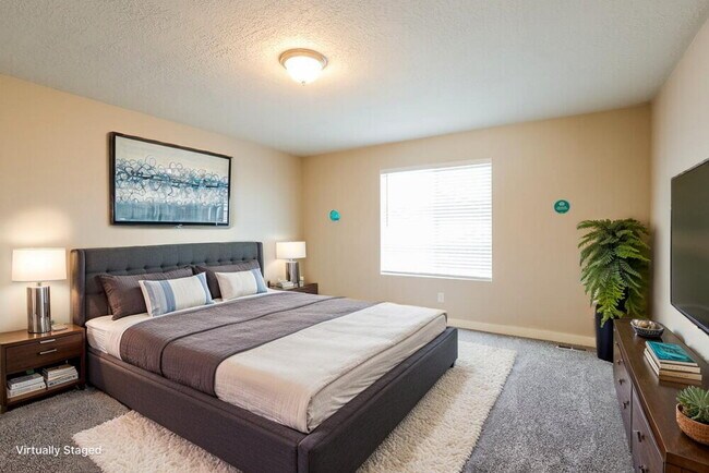 Building Photo - 5093 Summerdale Dr