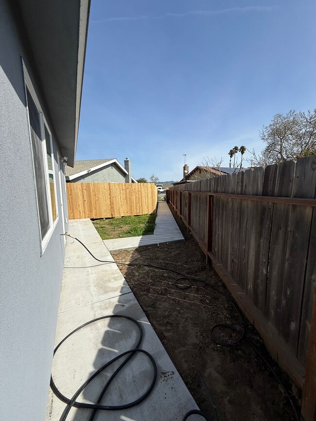 Building Photo - NE Newer Single Story Detached ADU on Cul-De-Sac Near Marian Hospital - All Basic Utilities Included
