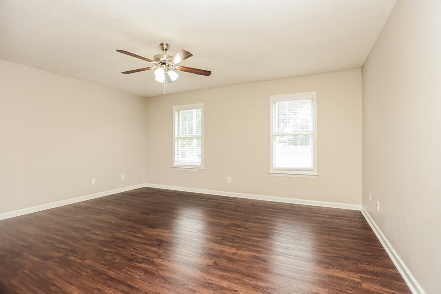 Building Photo - 410 Williamsport Dr