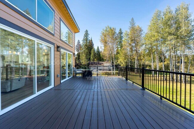 Building Photo - 925 Comeback Bay Ln