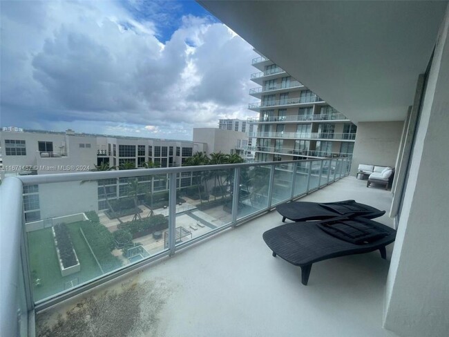 Building Photo - 1 bedroom in Miami FL 33137