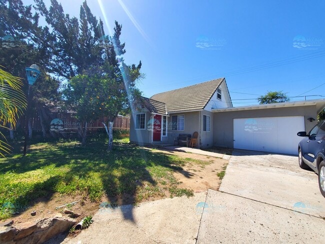 Primary Photo - 2B/1B Home in Fallbrook!