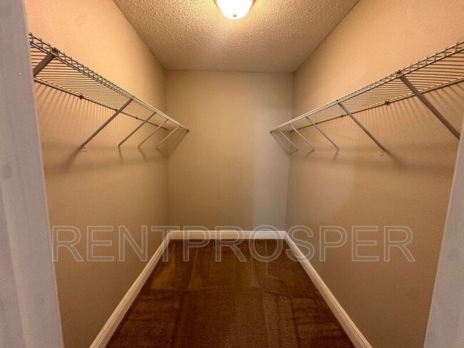 Building Photo - 5600 Devonbriar Way