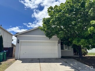 Building Photo - 9480 Canyon Meadows Dr
