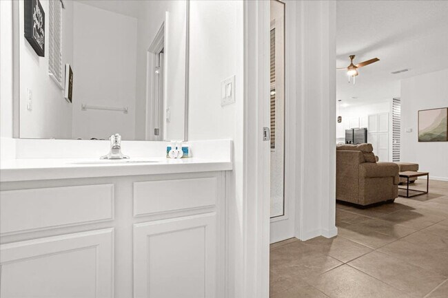 Building Photo - 262 Marcello Blvd