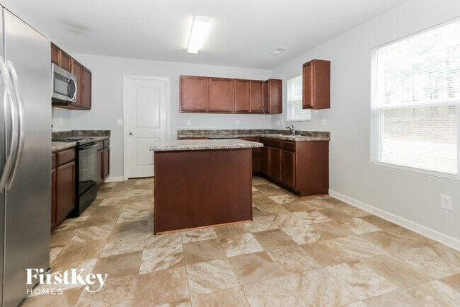 Building Photo - 170 Betty Ann Ln