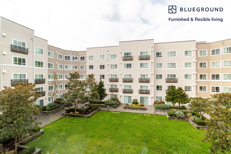 Building Photo - 10495 NE 4th St